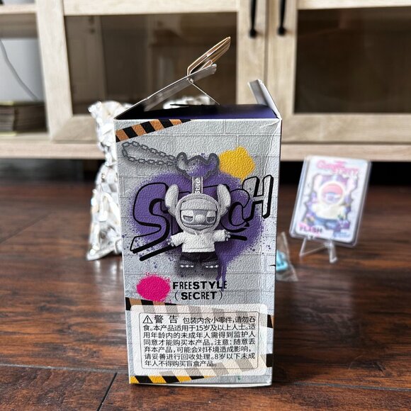 FLASH- Gen Z Stitch- Disney Miniso AUTHENTIC - Picture 6 of 8